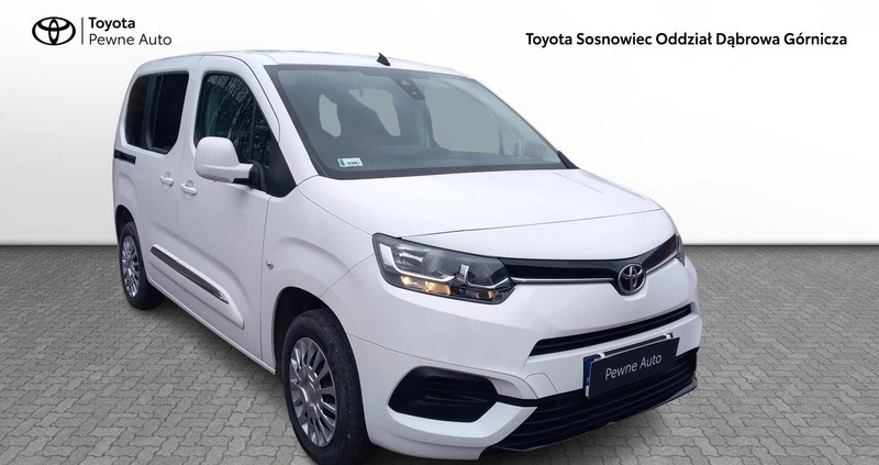 Toyota Proace City Verso cena 69900 przebieg: 126000, rok produkcji 2021 z Krzyż Wielkopolski małe 154